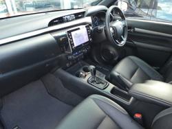 2022 Toyota
Hilux 4x4 Hilux 4x4 Rogue 2.8L T Diesel Automatic Double Cab C222140 001