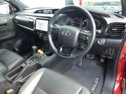 2022 Toyota
Hilux 4x4 Hilux 4x4 Rogue 2.8L T Diesel Automatic Double Cab C222140 001
