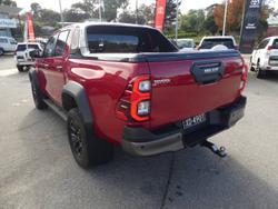 2022 Toyota
Hilux 4x4 Hilux 4x4 Rogue 2.8L T Diesel Automatic Double Cab C222140 001
