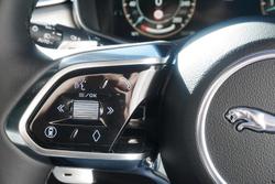 2025 Jaguar
F-PACE P250 R-Dynamic SE 90th Anniversary Edition