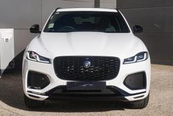 2025 Jaguar
F-PACE P250 R-Dynamic SE 90th Anniversary Edition
