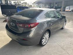 2018 Mazda
3 SP25 GT