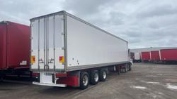 2006 Maxi Trans 24P Freezer Van White