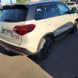 2023 Suzuki
Vitara Turbo Shadow