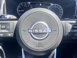 2025 Nissan
X-TRAIL ST