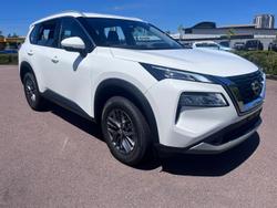 2025 Nissan
X-TRAIL ST