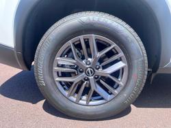 2025 Nissan
X-TRAIL ST