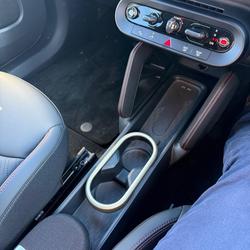 2025 MINI Aceman JCW E Favoured