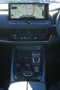2024 Nissan
X-TRAIL Ti-L