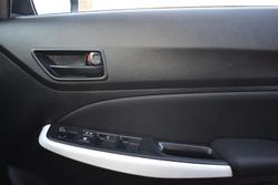 2023 Suzuki Swift GL AZ Series II Burning Red