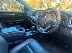 2017 Toyota
Kluger Grande