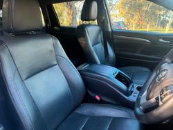 2017 Toyota
Kluger Grande