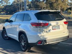 2017 Toyota
Kluger Grande