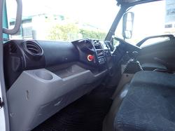 2022 HINO DUTRO 917 WHITE