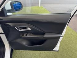 2024 MG ZS Essence Hybrid+