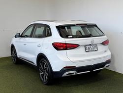 2024 MG ZS Essence Hybrid+