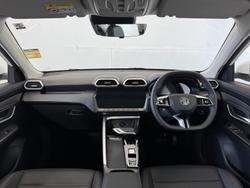 2024 MG ZS Essence Hybrid+