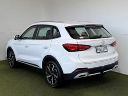 2024 MG ZS Essence Hybrid+