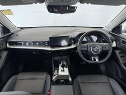 2024 MG
                MG5 Essence