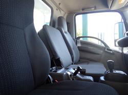 2018 ISUZU FRR 500 WHITE