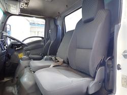 2018 ISUZU FRR 500 WHITE