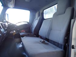 2017 ISUZU NPR 45-155 WHITE