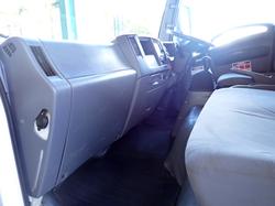 2017 ISUZU NPR 45-155 WHITE