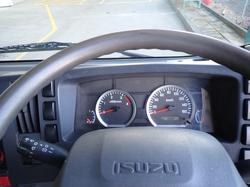 2017 ISUZU NPR 45-155 WHITE