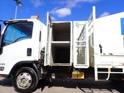 2016 ISUZU NPR 45-155 WHITE