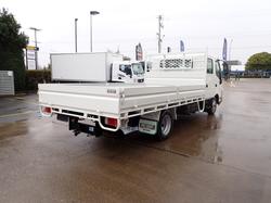 2014 HINO DUTRO 300 WHITE