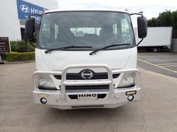 2014 HINO DUTRO 300 WHITE
