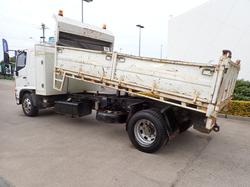 2016 HINO FE 1426 WHITE