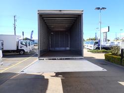 2016 ISUZU FRR 110-240 WHITE
