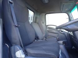 2018 ISUZU FRR 107-210 WHITE
