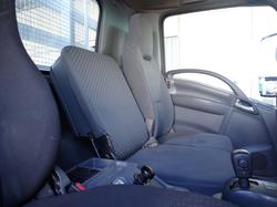 2018 ISUZU FRR 107-210 WHITE