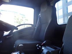 2018 ISUZU FRR 107-210 WHITE