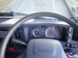 2018 ISUZU FRR 107-210 WHITE