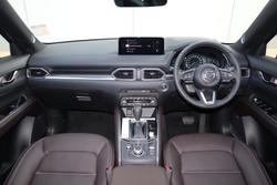 2025 Mazda
CX-5 G25 Akera