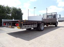 2018 HINO FG 1J WHITE