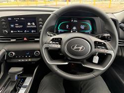 2025 Hyundai
i30 Hybrid