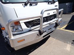 2017 MITSUBISHI FIGHTER 2427