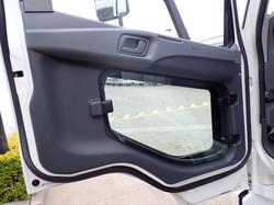 2018 MITSUBISHI
                FIGHTER 1427