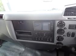 2018 MITSUBISHI
                FIGHTER 1427