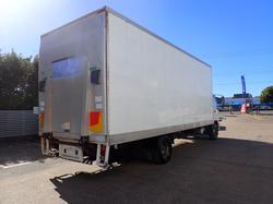 2018 MITSUBISHI FIGHTER 1427 WHITE