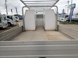 2018 ISUZU NLR 45-150