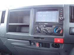 2018 ISUZU NLR 45-150 SILVER