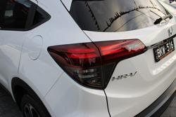 2021 Honda HR-V VTi-LX MY21 Platinum White