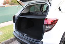 2021 Honda HR-V VTi-LX MY21 Platinum White