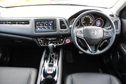 2021 Honda HR-V VTi-LX MY21 Platinum White