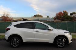 2021 Honda HR-V VTi-LX MY21 Platinum White